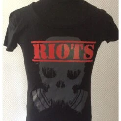 Girlie - T-Shirt - Riots - Logoschriftzug